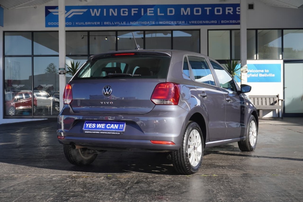 2025 VOLKSWAGEN Polo Vivo, Grey, 22700Kms, Automatic, Hatchback, Petrol, R269 900, Bellville