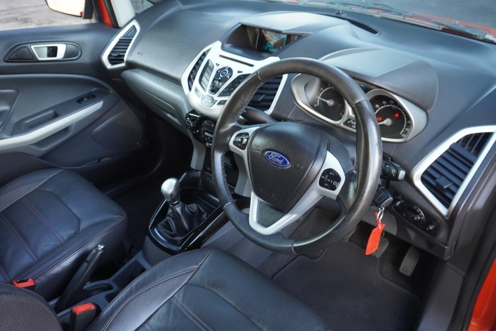2014 FORD ECOSPORT, Orange, 163014Kms, Manual, SUV, Petrol, R134 990, Bellville