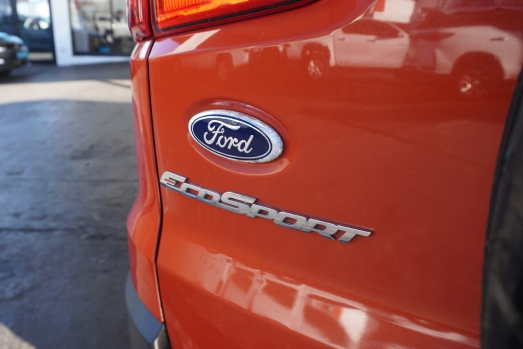 2014 FORD ECOSPORT, Orange, 163014Kms, Manual, SUV, Petrol, R134 990, Bellville
