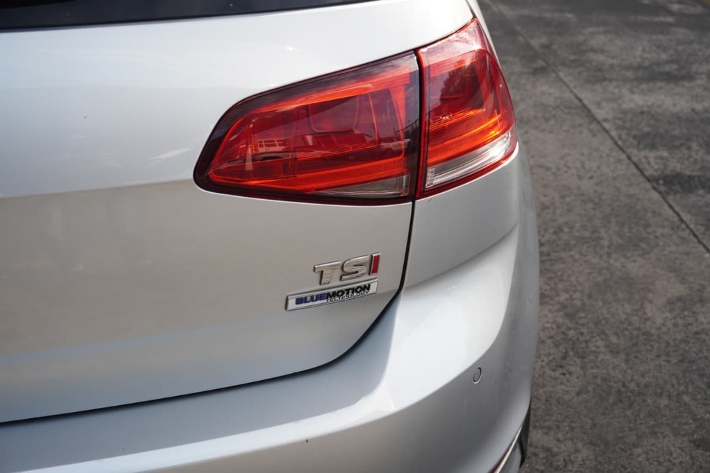 2016 VOLKSWAGEN GOLF 7, Silver, 176690Kms, Manual, Hatchback, Petrol, R214 990, Wingfield Motors Bellville