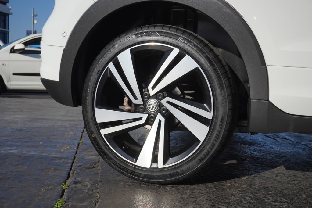 2020 VOLKSWAGEN T-CROSS, White, 109500Kms, Automatic, SUV, Petrol, R269 900, Wingfield Motors Bellville