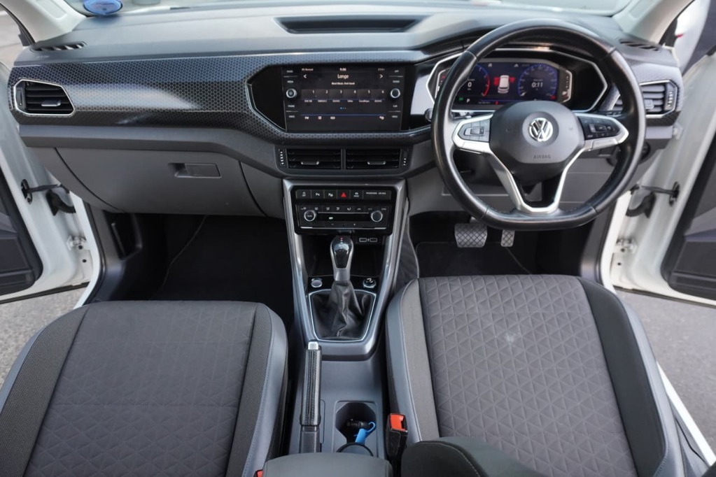 2020 VOLKSWAGEN T-CROSS, White, 109500Kms, Automatic, SUV, Petrol, R269 900, Wingfield Motors Bellville