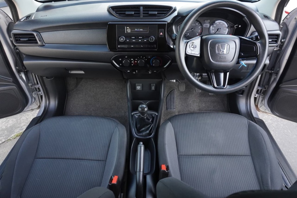2025 HONDA BRIO, Silver, 40600Kms, Manual, Sedan, Petrol, R199 900, Wingfield Motors Bellville