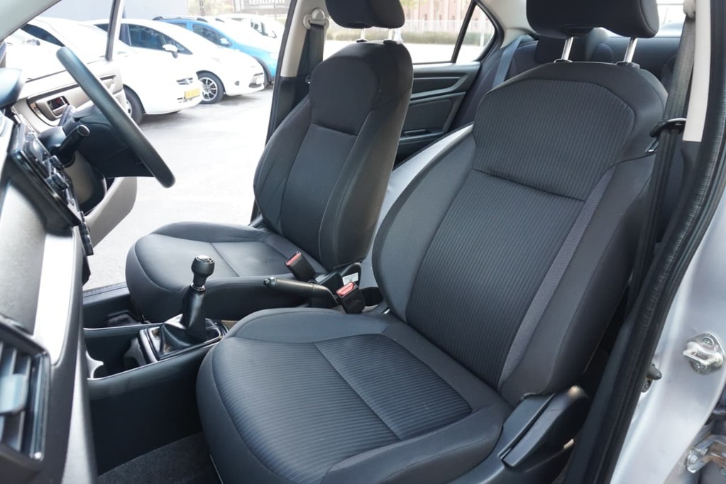 2025 HONDA BRIO, Silver, 40600Kms, Manual, Sedan, Petrol, R199 900, Wingfield Motors Bellville