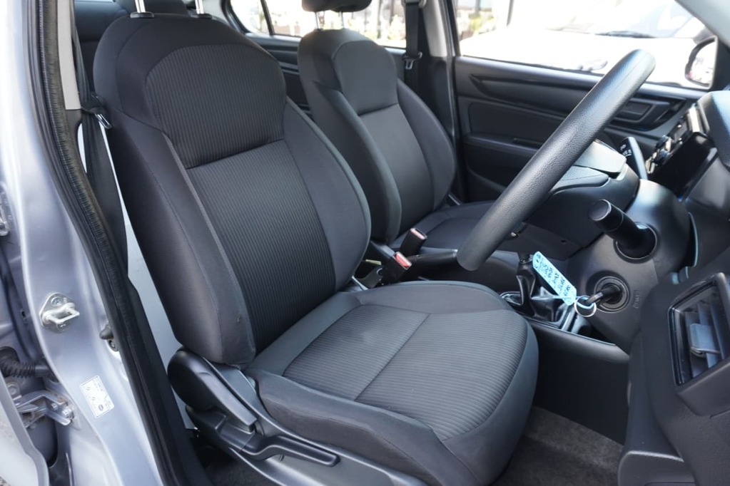 2025 HONDA BRIO, Silver, 40600Kms, Manual, Sedan, Petrol, R199 900, Wingfield Motors Bellville