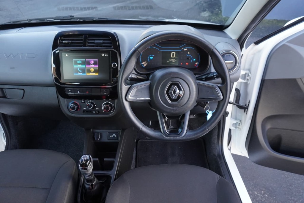 2021 RENAULT KWID, White, 59000Kms, Manual, Hatchback, Petrol, R139 900, Wingfield Motors Bellville