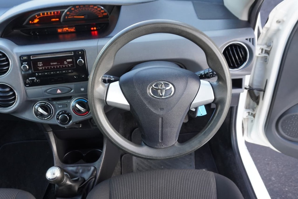 2020 TOYOTA ETIOS, White, 98000Kms, Manual, Hatchback, Petrol, R159 900, Wingfield Motors Bellville