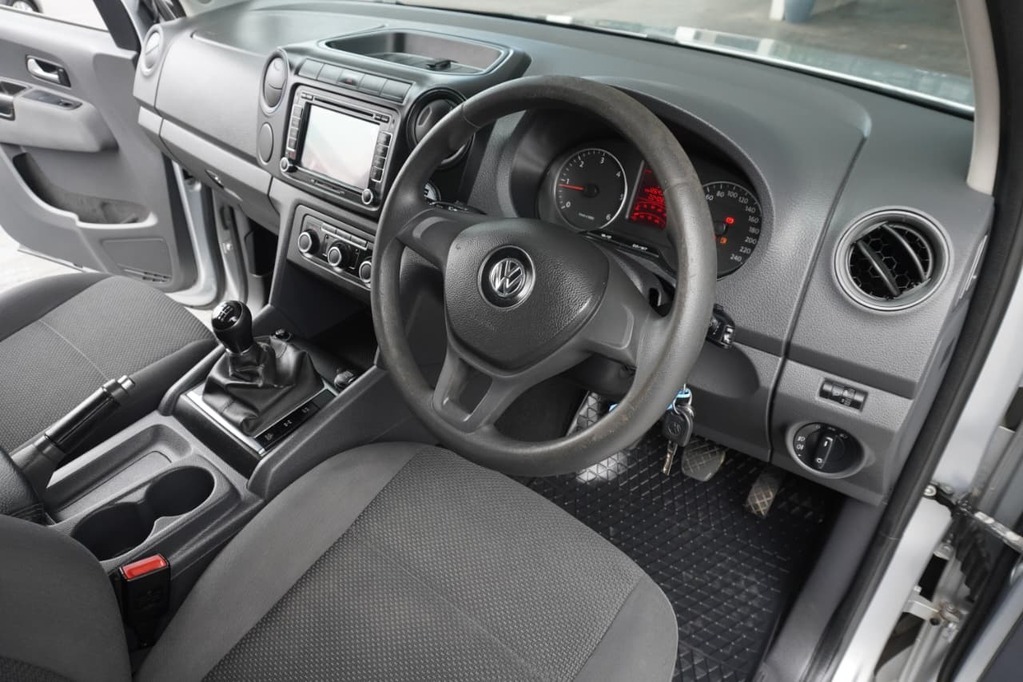 2015 VOLKSWAGEN AMAROK, Silver, 224300Kms, Manual, Bakkie Double Cab, Diesel, R259 900, Wingfield Motors Bellville