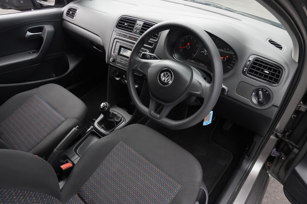 2018 VOLKSWAGEN POLO VIVO, Charcoal, 113527Kms, Manual, Hatchback, Petrol, R149 990, Wingfield Motors Bellville