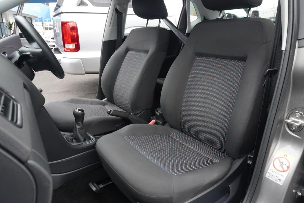 2018 VOLKSWAGEN POLO VIVO, Charcoal, 113527Kms, Manual, Hatchback, Petrol, R149 990, Wingfield Motors Bellville