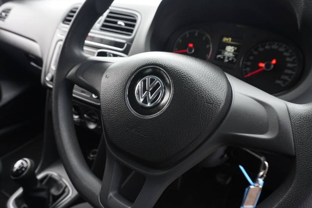 2018 VOLKSWAGEN POLO VIVO, Charcoal, 113527Kms, Manual, Hatchback, Petrol, R149 990, Wingfield Motors Bellville