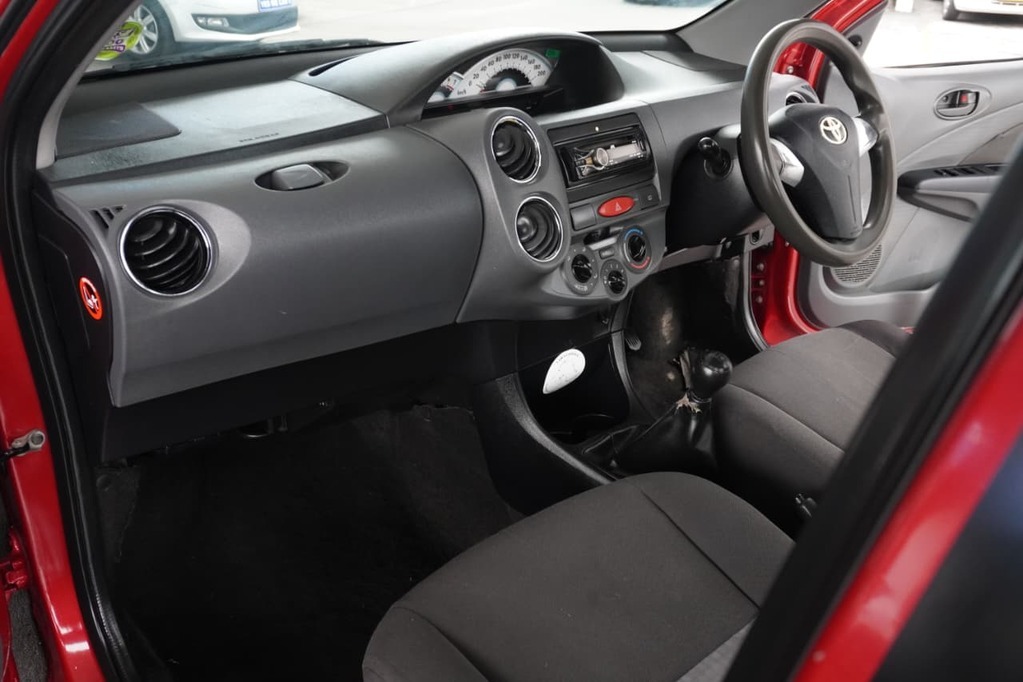 2013 TOYOTA ETIOS, Red, 193668Kms, Manual, Sedan, Petrol, R114 900, Wingfield Motors Bellville