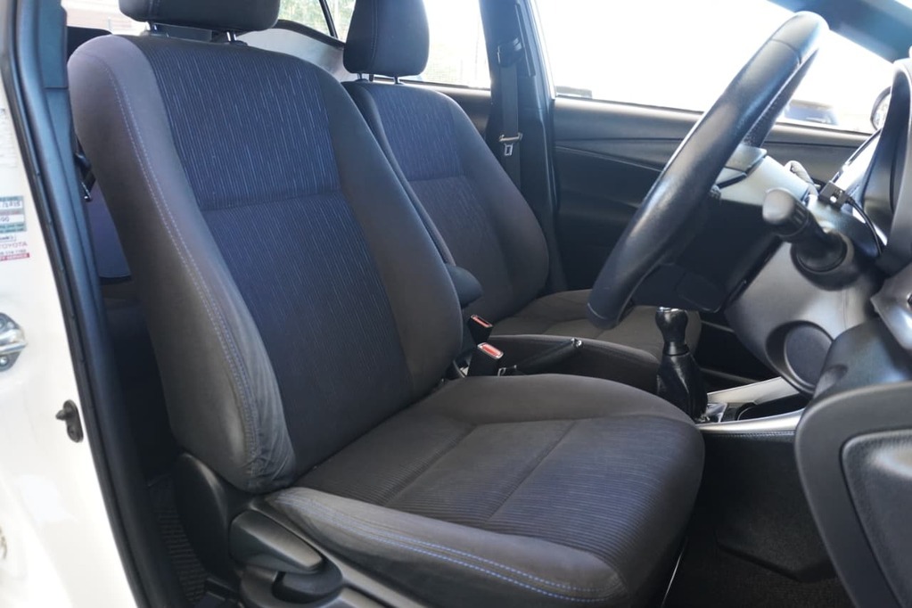 2018 TOYOTA YARIS, White, 134875Kms, Manual, Hatchback, Petrol, R179 990, Wingfield Motors Bellville
