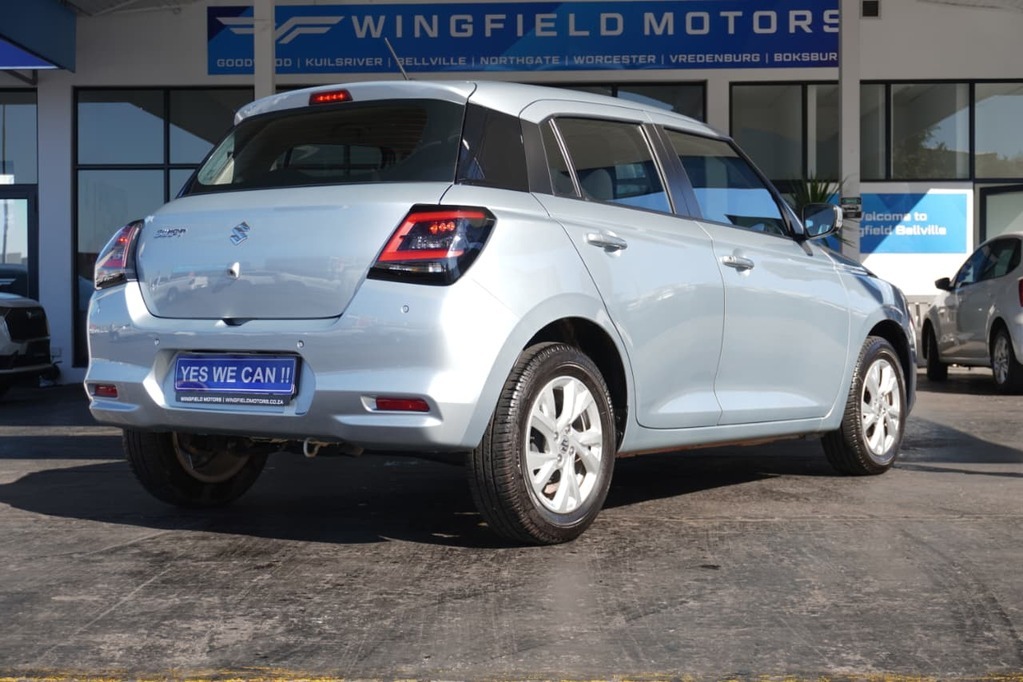 2025 SUZUKI SWIFT, Silver, 13800Kms, Manual, Hatchback, Petrol, R219 900, Wingfield Motors Bellville
