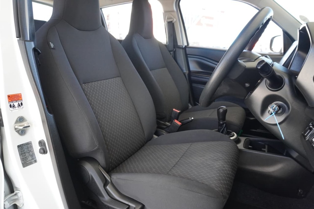2025 TOYOTA VITZ, White, 14500Kms, Manual, Hatchback, Petrol, R189 900, Wingfield Motors Bellville