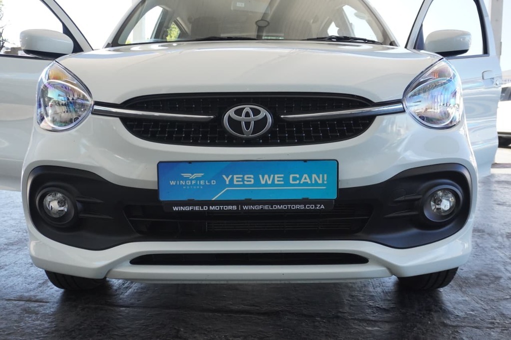 2025 TOYOTA VITZ, White, 14500Kms, Manual, Hatchback, Petrol, R189 900, Wingfield Motors Bellville