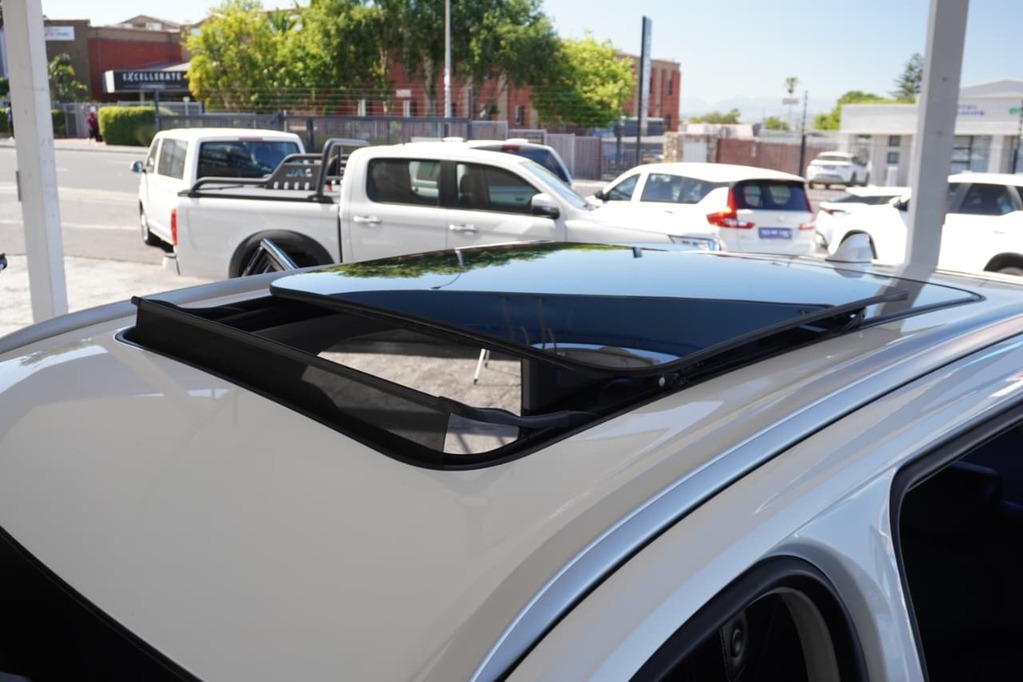 2022 HAVAL H6, White, 111325Kms, Automatic, SUV, Petrol, R294 990, Wingfield Motors Bellville