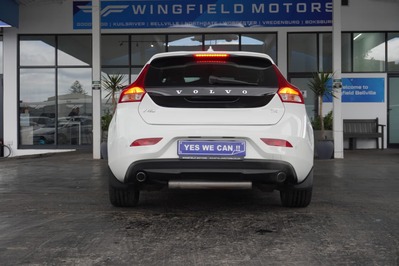 2018 VOLVO V40, White, 71900Kms, Automatic, Hatchback, Petrol, R224 900, Wingfield Motors Bellville