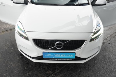 2018 VOLVO V40, White, 71900Kms, Automatic, Hatchback, Petrol, R224 900, Wingfield Motors Bellville
