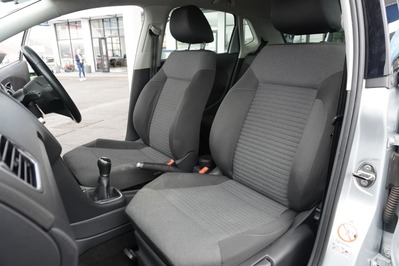 2013 VOLKSWAGEN POLO, Silver, 122222Kms, Manual, Hatchback, Diesel, R159 900, Wingfield Motors Bellville