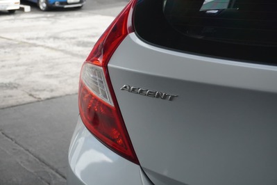2016 HYUNDAI ACCENT, Charcoal, 163800Kms, Automatic, Hatchback, Petrol, R144 900, Wingfield Motors Bellville