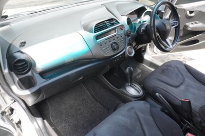 2010 HONDA JAZZ, Silver, 219624Kms, Automatic, Hatchback, Petrol, R114 900, Wingfield Motors Bellville