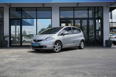 2010 HONDA JAZZ, Silver, 219624Kms, Automatic, Hatchback, Petrol, R114 900, Wingfield Motors Bellville