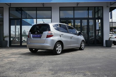 2010 HONDA JAZZ, Silver, 219624Kms, Automatic, Hatchback, Petrol, R114 900, Wingfield Motors Bellville