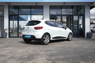 2016 RENAULT CLIO IV, White, 145000Kms, Automatic, Hatchback, Petrol, R139 900, Wingfield Motors Bellville