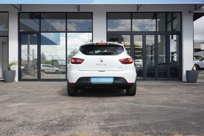 2016 RENAULT CLIO IV, White, 145000Kms, Automatic, Hatchback, Petrol, R139 900, Wingfield Motors Bellville