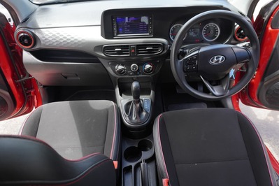2023 HYUNDAI i10, Red, 78628Kms, Automatic, Hatchback, Petrol, R189 900, Wingfield Motors Bellville