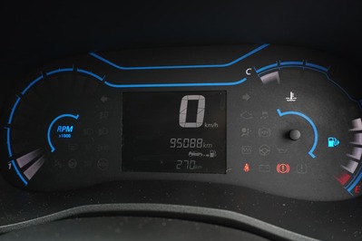 2020 RENAULT KWID, Silver, 94887Kms, Manual, Hatchback, Petrol, R119 900, Wingfield Motors Bellville