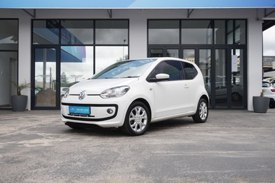 2015 VOLKSWAGEN UP, White, 120347Kms, Manual, Hatchback, Petrol, R124 900, Wingfield Motors Bellville