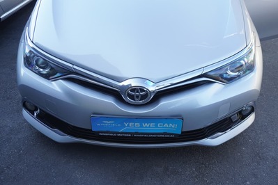 2016 TOYOTA AURIS, Silver, 124000Kms, Automatic, Hatchback, Petrol, R229 900, Wingfield Motors Bellville