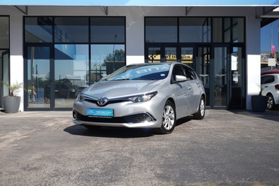 2016 TOYOTA AURIS, Silver, 124000Kms, Automatic, Hatchback, Petrol, R229 900, Wingfield Motors Bellville