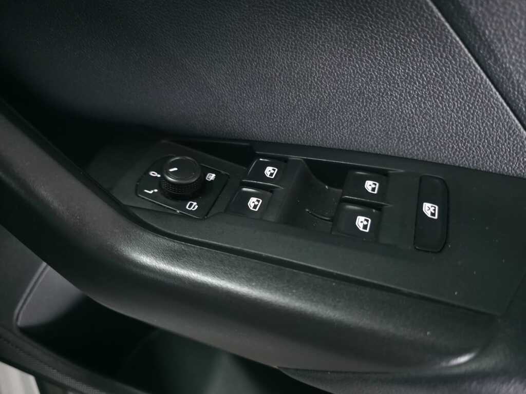 VOLKSWAGEN T-CROSS T-CROSS 1.0 TSI COMFORTLINE DSG