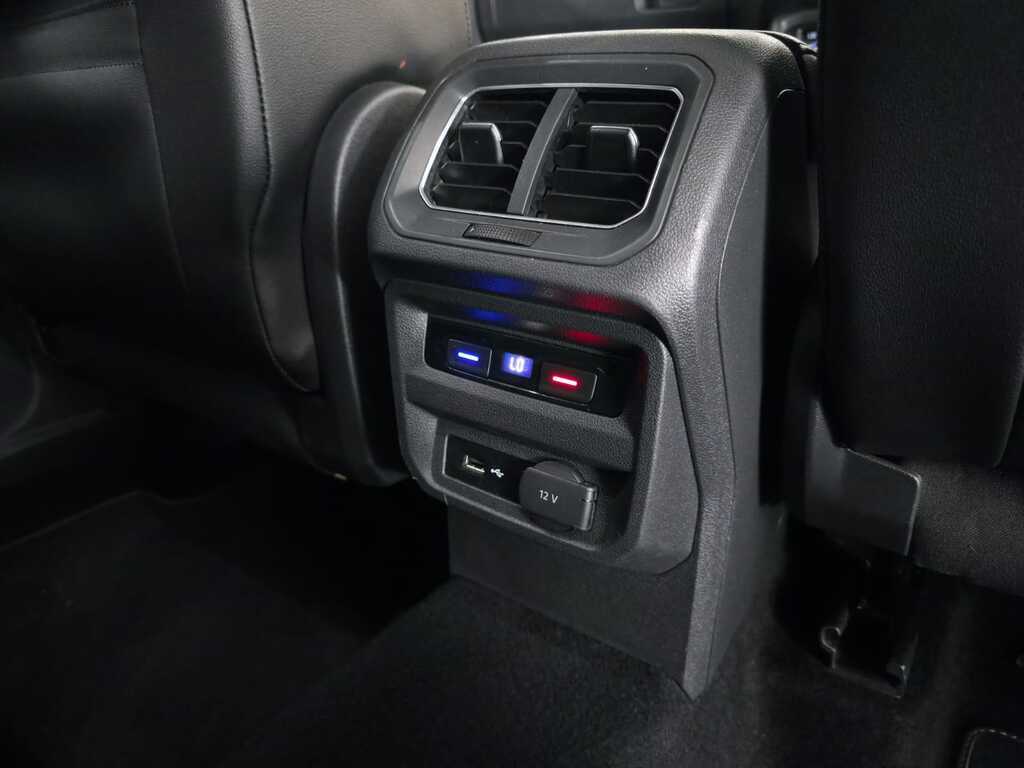 VOLKSWAGEN TIGUAN TIGUAN ALLSPACE 2.0 TSI H/LINE 4MOT DSG (162KW)