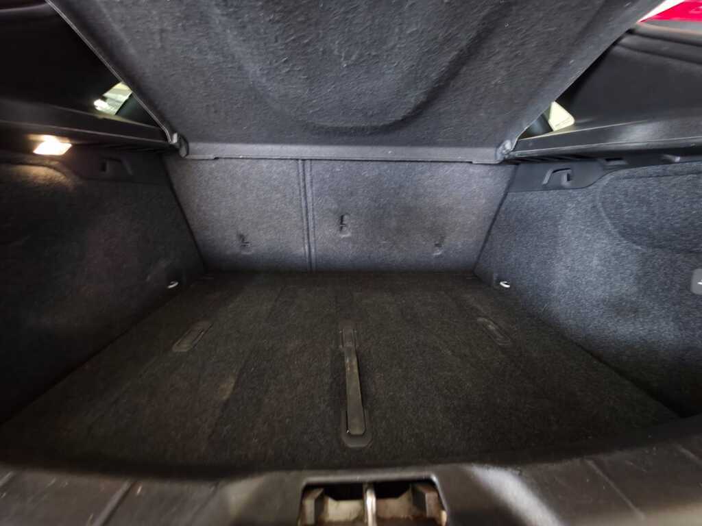 VOLVO V40 V40 T3 MOMENTUM