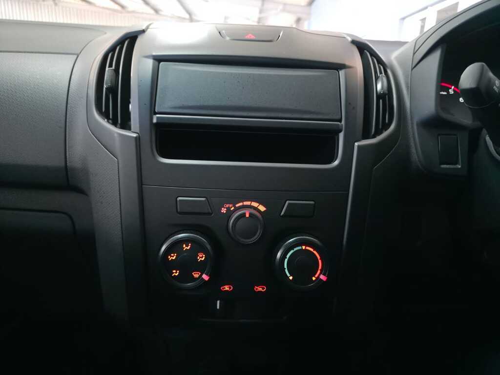 ISUZU D-MAX D-MAX 250C S/C P/U