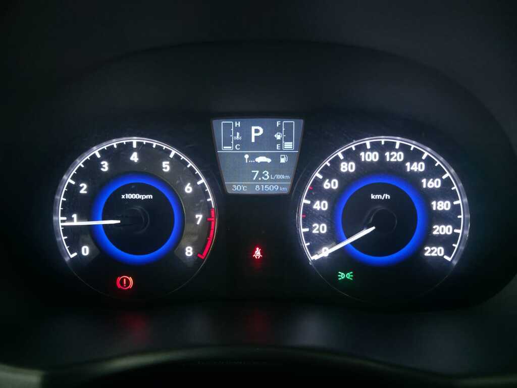 HYUNDAI ACCENT ACCENT 1.6 GLS/FLUID A/T - 11