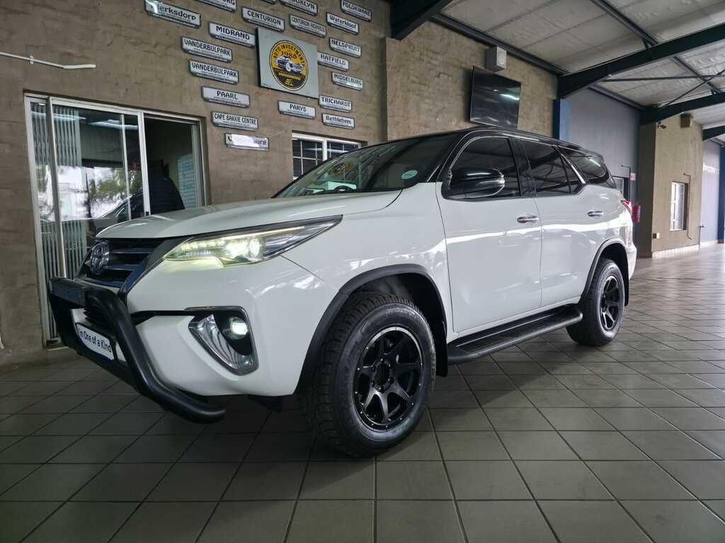 TOYOTA FORTUNER FORTUNER 2.8GD-6 EPIC BLACK A/T - 2