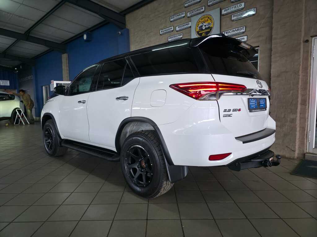TOYOTA FORTUNER FORTUNER 2.8GD-6 EPIC BLACK A/T - 3