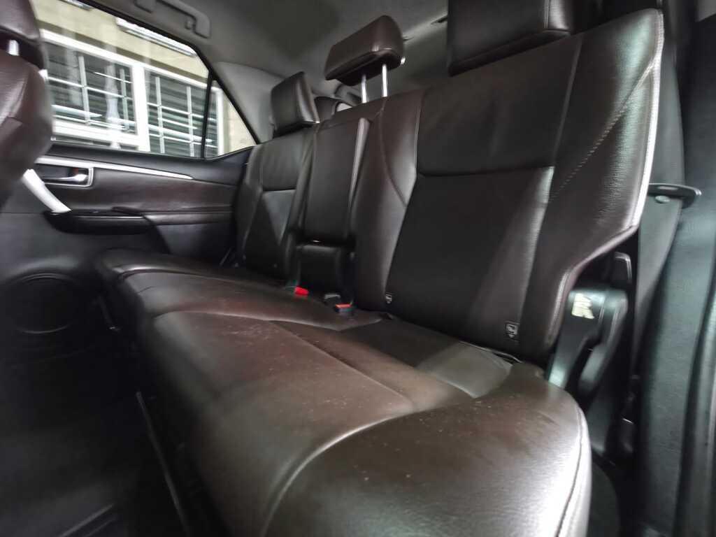 TOYOTA FORTUNER FORTUNER 2.8GD-6 EPIC BLACK A/T - 7