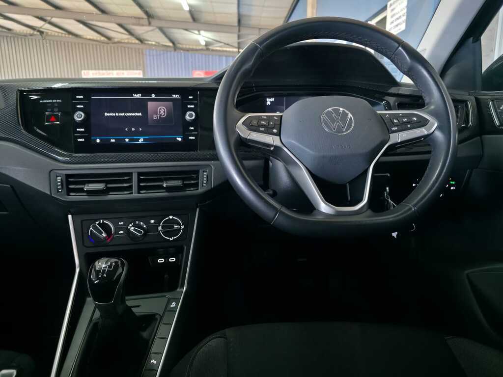 VOLKSWAGEN POLO POLO 1.0 TSI LIFE