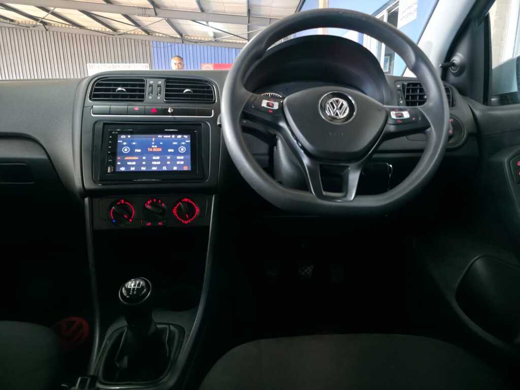 VOLKSWAGEN POLO VIVO POLO VIVO 1.4 COMFORTLINE (5DR) - 9