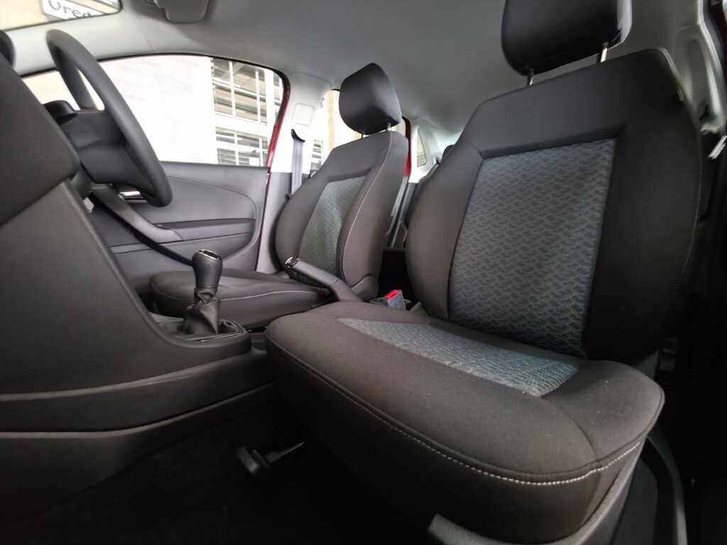 VOLKSWAGEN POLO VIVO POLO VIVO 1.4 LIFE (5DR) - 5
