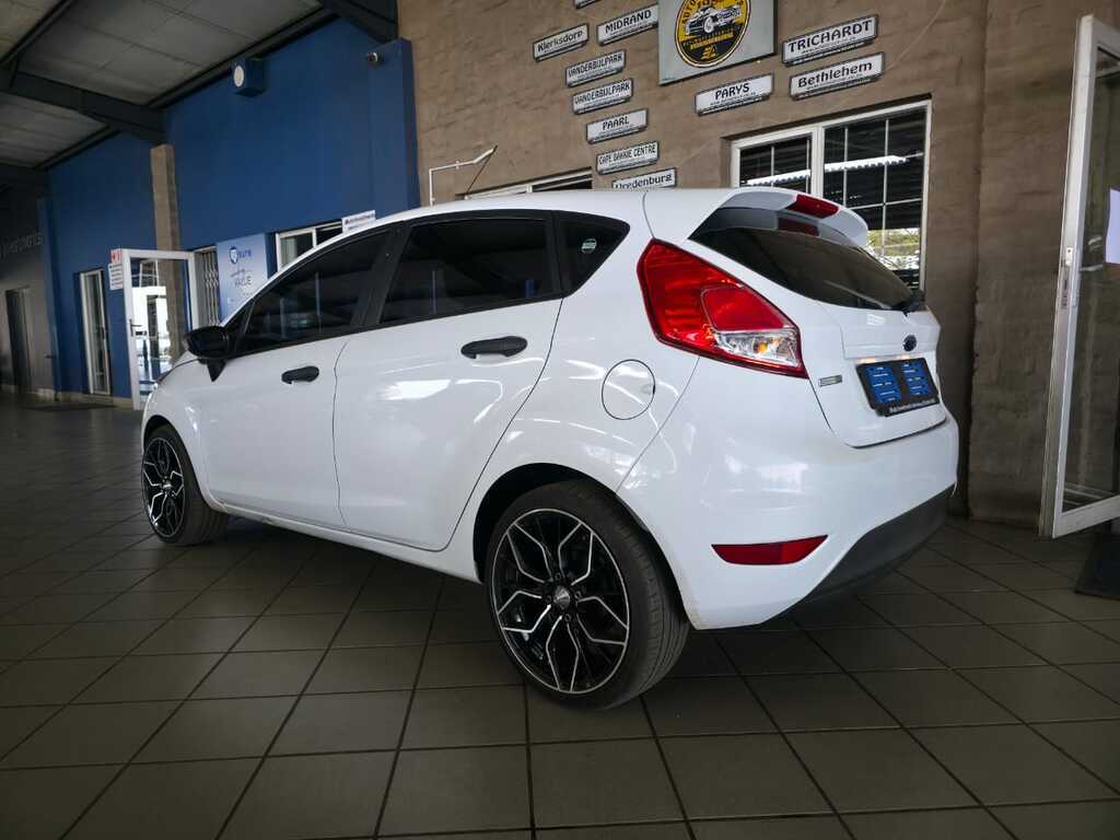 FORD FIESTA FIESTA 1.0 ECOBOOST TREND POWERSHIFT 5DR