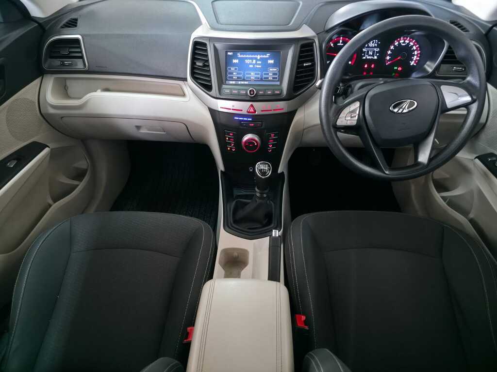 MAHINDRA XUV300 XUV300 1.5D (W6) - 6