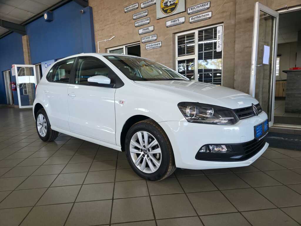 VOLKSWAGEN POLO VIVO POLO VIVO 1.6 COMFORTLINE TIP (5DR) - 1
