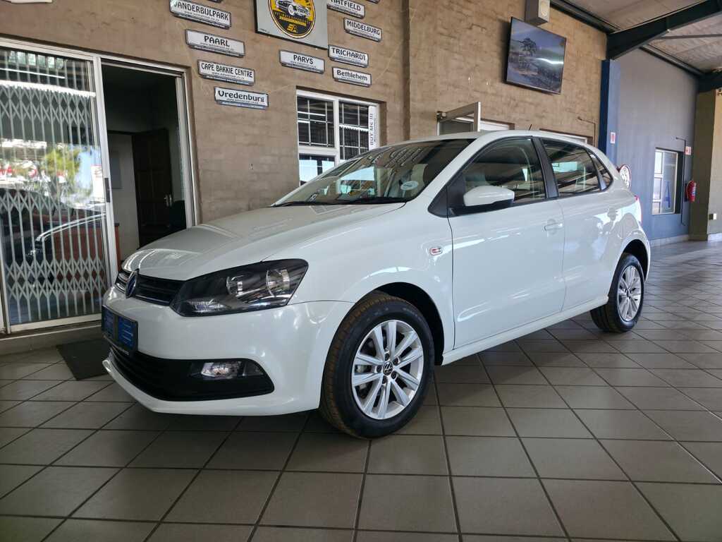 VOLKSWAGEN POLO VIVO POLO VIVO 1.6 COMFORTLINE TIP (5DR) - 2